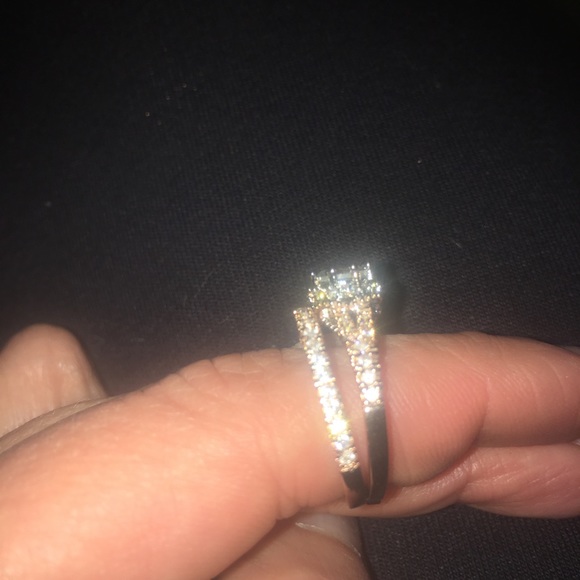 Rose Gold Plated Wedding Ring Set - Picture 4 of 6